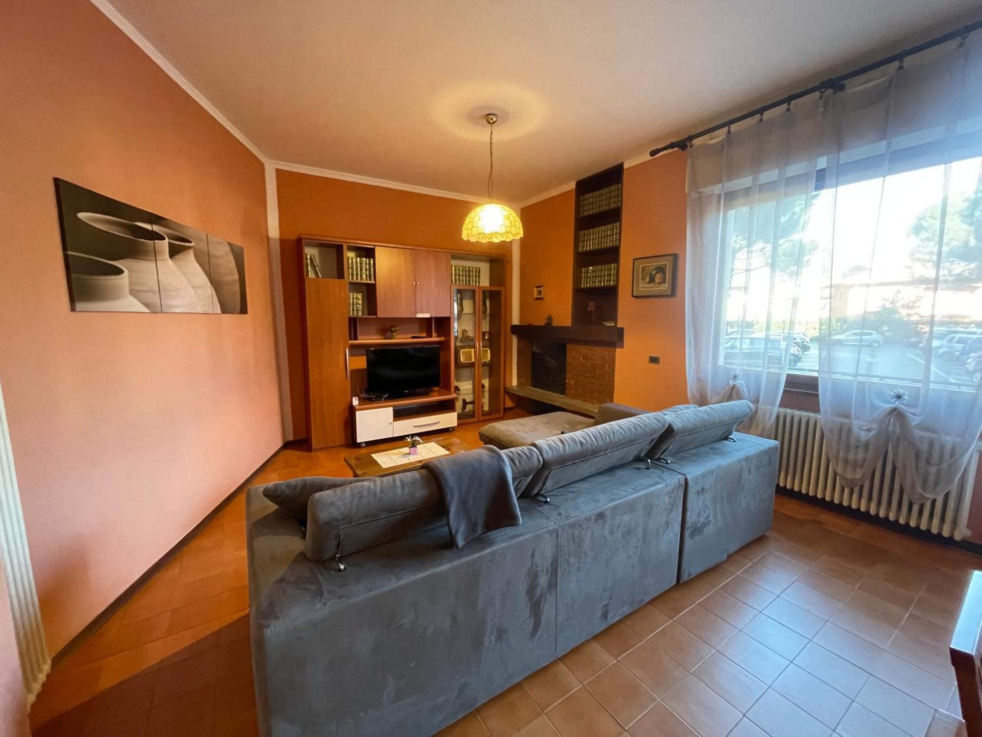 Casa Variante กันโนบีโอ ภายนอก รูปภาพ